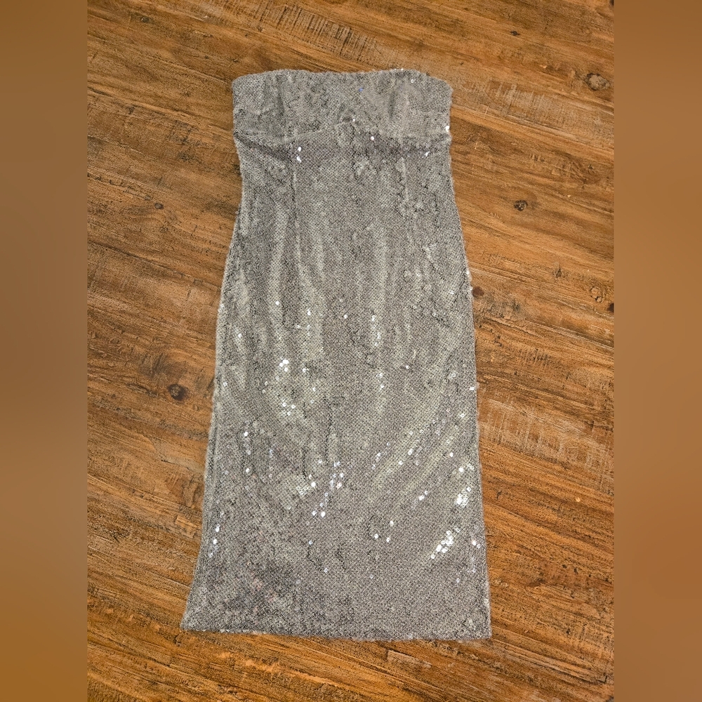 GUESS Silver Sequin Jamie Dress Size 2 NWT